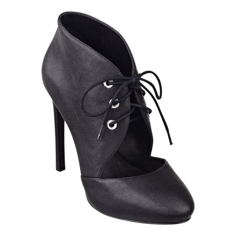 New in box Nine West Nicolette leather cut-out lace-up shoes size 7.5